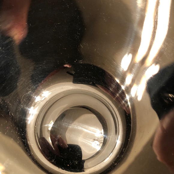 Michael Aram vintage 6 pc Abstract Stainless Metal Nut Bowls.
BOWLS are SOLD - Picture 5 of 6